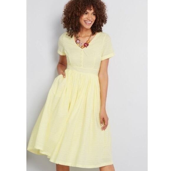 Modcloth pastel buttery yellow fluffy summer dress women's size 22 knee length - Picture 1 of 7